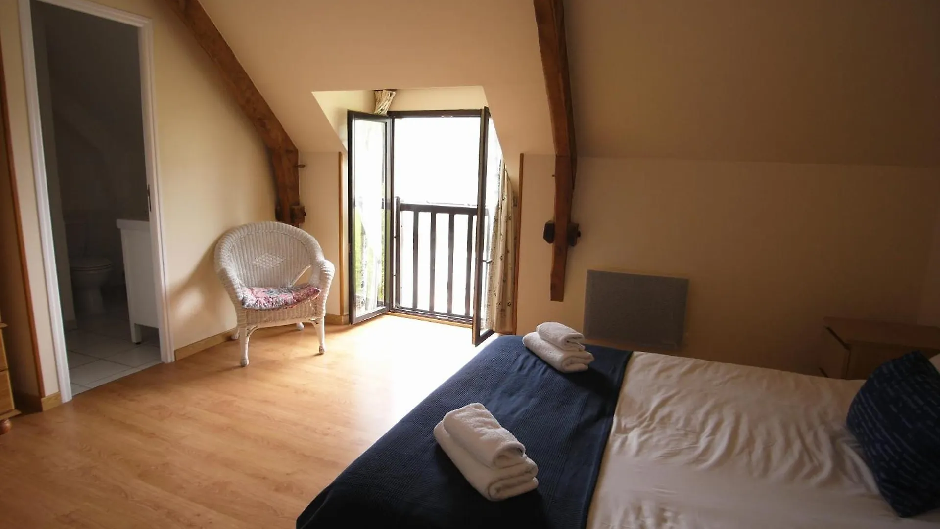 Holiday home Gite Fraise - Les Gites De La Lohuas Les Champs-Geraux