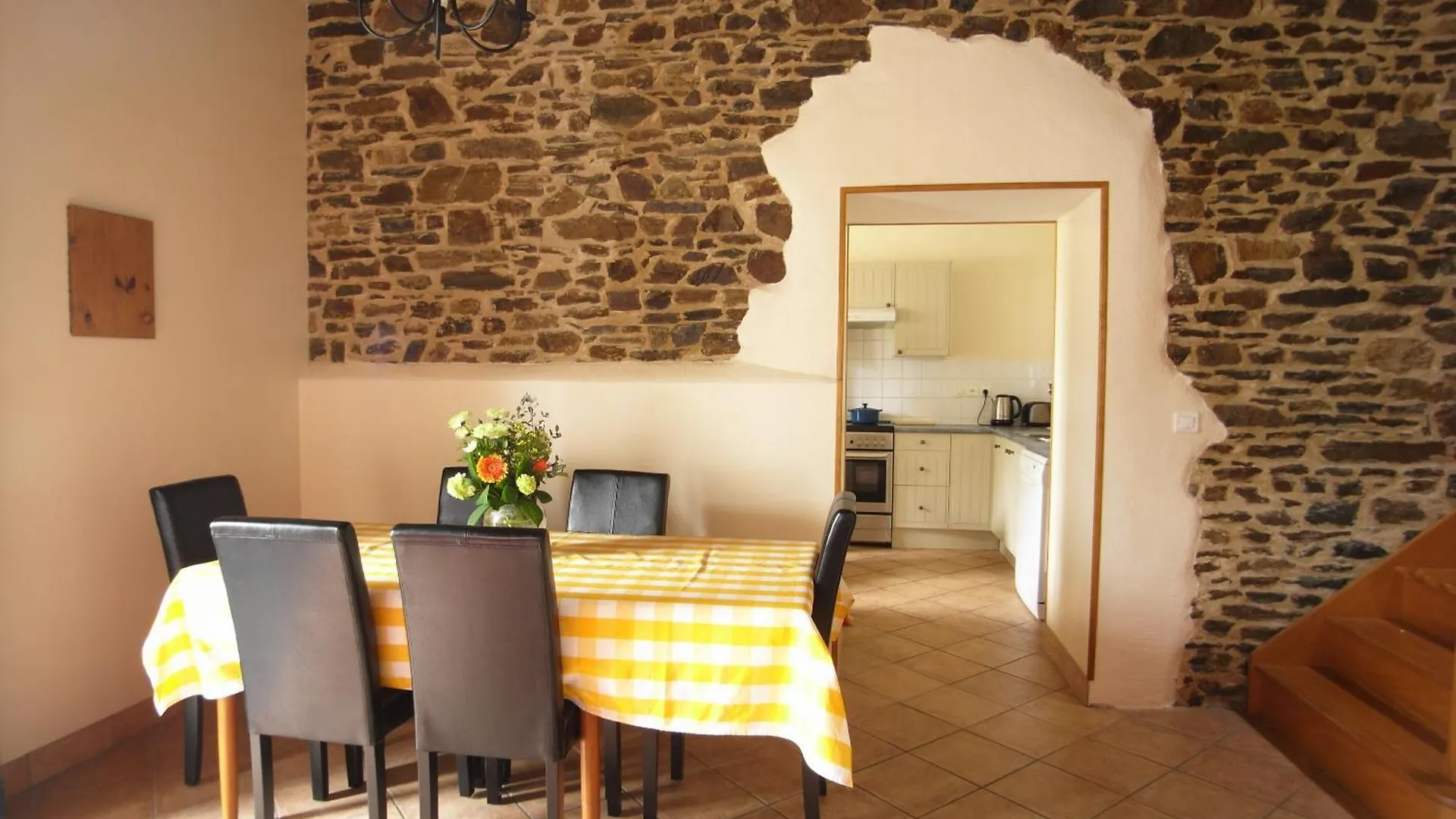 Gite Fraise - Les Gites De La Lohuas Les Champs-Geraux Holiday home