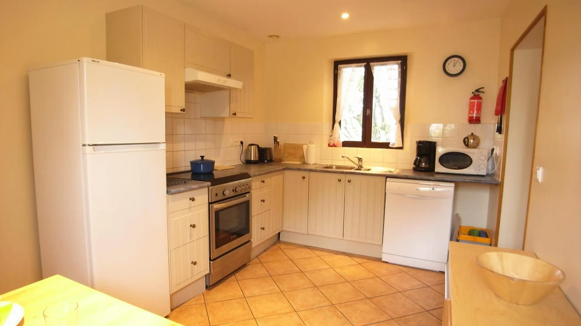 Holiday home Gite Fraise - Les Gites De La Lohuas Les Champs-Geraux France